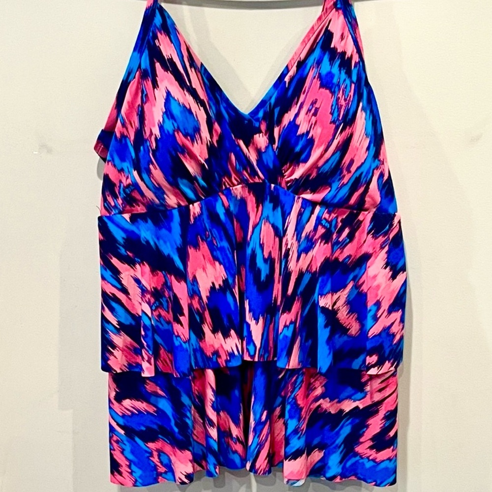 TrimShaper Pink and Blue Two Tier Ruffle Tankini Top Swim Women’s Size 18 NWT - Picture 3 of 13